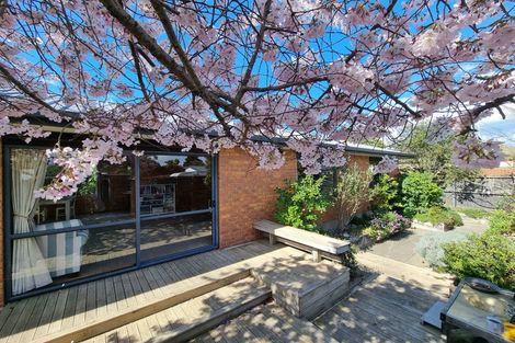 Photo of property in 270a Mairehau Road, Burwood, Christchurch, 8083
