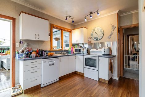 Photo of property in 20 Vernon Avenue, Takaro, Palmerston North, 4412