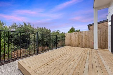 Photo of property in 33 John Gray Street, Papakura, 2110