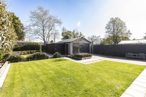 Photo of property in 7 Alpha Avenue, Strowan, Christchurch, 8052