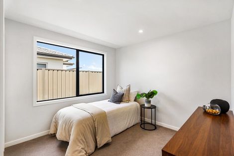 Photo of property in 96 Eriksen Road, Te Awa, Napier, 4110