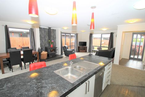 Photo of property in 16 Copperfield Close, Mosgiel, 9024