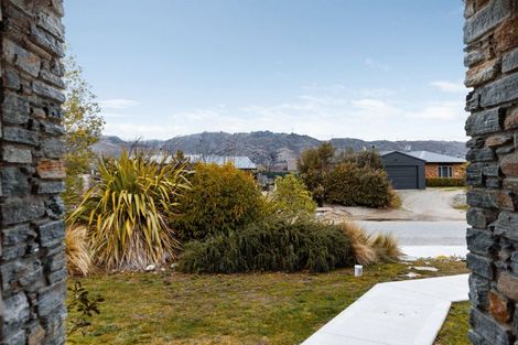 Photo of property in 13 Missy Crescent, Mount Pisa, Cromwell, 9383