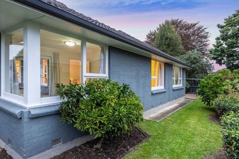 Photo of property in 11 Colina Street, Avonhead, Christchurch, 8042