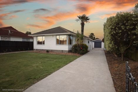 Photo of property in 80 Pacific Road, North New Brighton, Christchurch, 8083