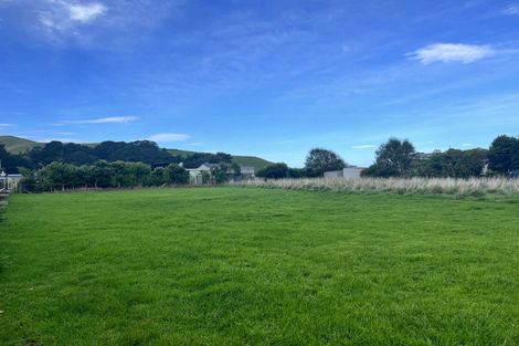 Photo of property in 21 Seaview Road, Herbertville, 4970