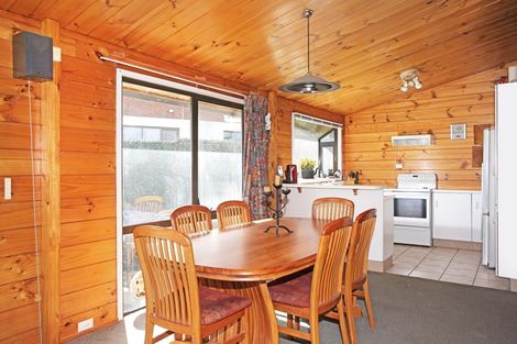 Photo of property in 3 Cantua Close, Totara Heights, Auckland, 2105