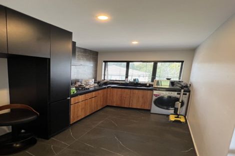 Photo of property in 3 Wyon Way, Flat Bush, Auckland, 2016