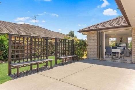 Photo of property in 94 Doncaster Drive, Papamoa Beach, Papamoa, 3118