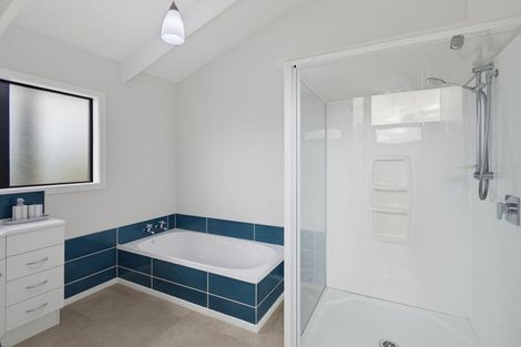 Photo of property in 49 James Cook Street, Havelock North, 4130