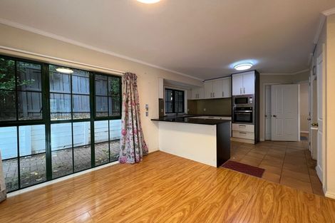 Photo of property in 2/41 Simmental Crescent, Somerville, Auckland, 2014