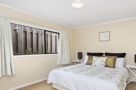 Photo of property in 2 Whitaker Street, Otumoetai, Tauranga, 3110