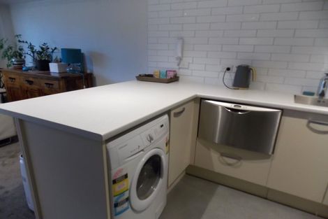 Photo of property in 83l Hill Street, Thorndon, Wellington, 6011