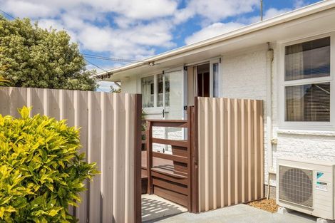 Photo of property in 1/17 Lake Terrace Road, Burwood, Christchurch, 8061