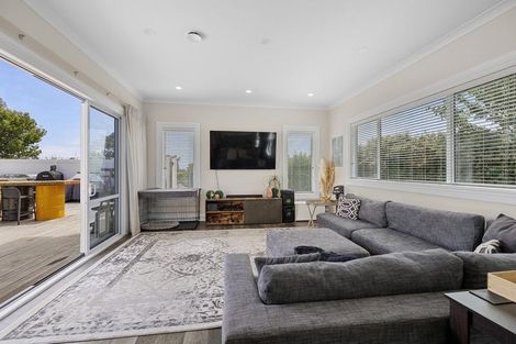 Photo of property in 81/81a Matarikoriko Road, Brixton, Waitara, 4382