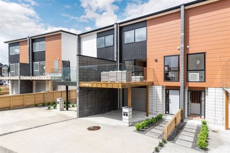 Photo of property in 6 Meritage Lane, Te Atatu South, Auckland, 0610