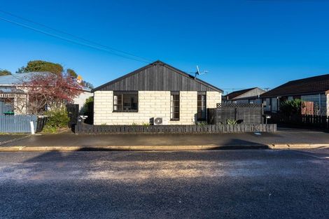 Photo of property in 5a Cashel Street, South Dunedin, Dunedin, 9012