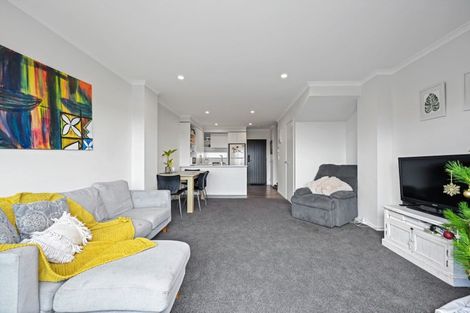 Photo of property in 9/14 Ruakiwi Road, Hamilton Lake, Hamilton, 3204