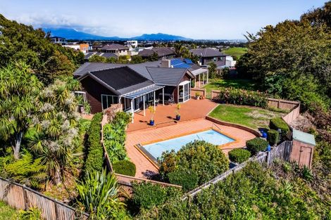 Photo of property in 55 Nugent Street, Bell Block, New Plymouth, 4312