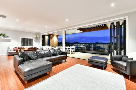 Photo of property in 7 Boutique Way, Orewa, 0931