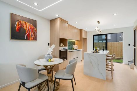 Photo of property in 2/127 Ridge Road, Howick, Auckland, 2014