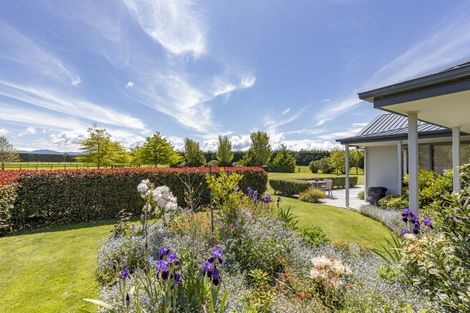 Photo of property in 2501 Tram Road, West Eyreton, Rangiora, 7475