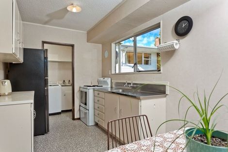 Photo of property in 1/11 Kahika Road, Birkdale, Auckland, 0626