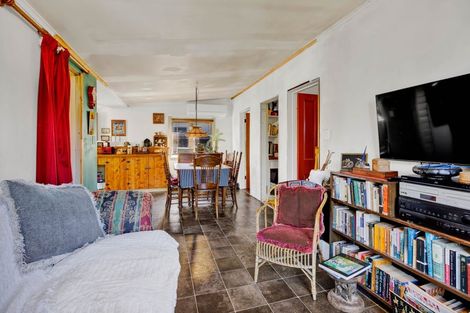 Photo of property in 77 Swansea Road, Stratford, 4332