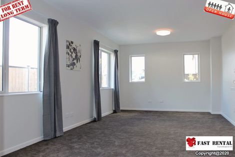 Photo of property in 52 Corricvale Way, Northcross, Auckland, 0630
