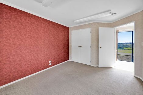 Photo of property in 311 Croydon Road, Midhirst, Stratford, 4394