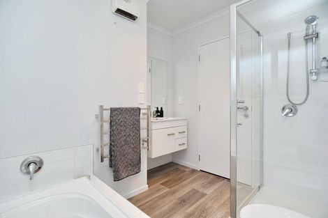 Photo of property in 46 Karere Avenue, Marshland, Christchurch, 8083