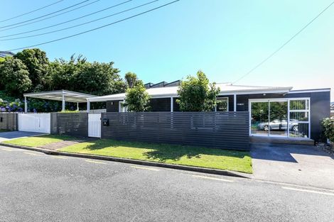 Photo of property in 31 Weymouth Street, New Plymouth, 4310