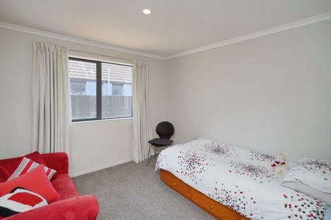 Photo of property in 20 Branksome Place, Parklands, Christchurch, 8083
