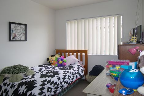 Photo of property in 42 Keri Vista Rise, Papakura, 2110