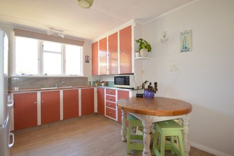 Photo of property in 563 Waitarere Beach Road, Waitarere Beach, Levin, 5510