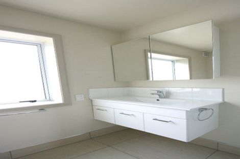 Photo of property in 214 Main South Road, Green Island, Dunedin, 9018