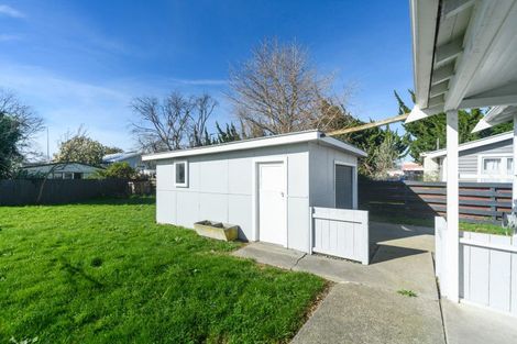 Photo of property in 51 Burns Avenue, Takaro, Palmerston North, 4412