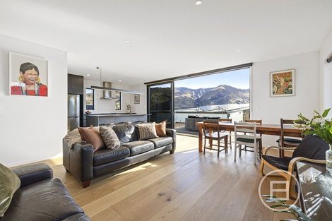 Photo of property in 18 Scurr Terrace, Wanaka, 9305