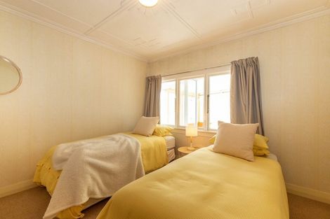 Photo of property in 146 Easther Crescent, Kew, Dunedin, 9012