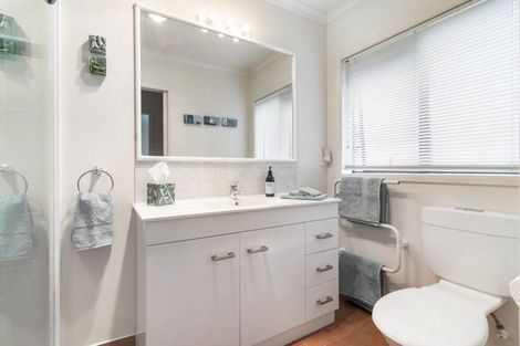 Photo of property in 5 Beragh Place, East Tamaki, Auckland, 2016