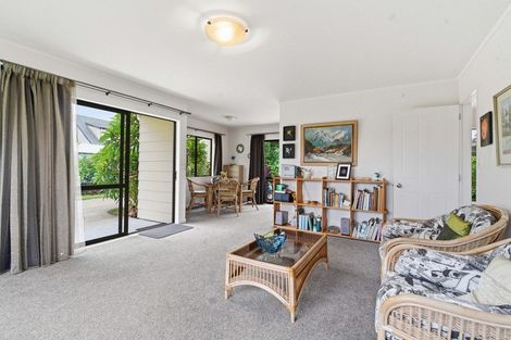 Photo of property in 204 Waitaha Road, Welcome Bay, Tauranga, 3112