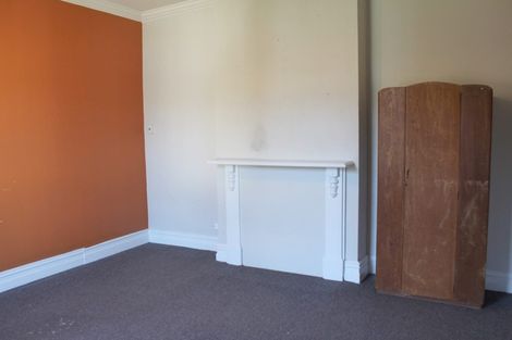 Photo of property in 1 Phillips Street, Kensington, Dunedin, 9011