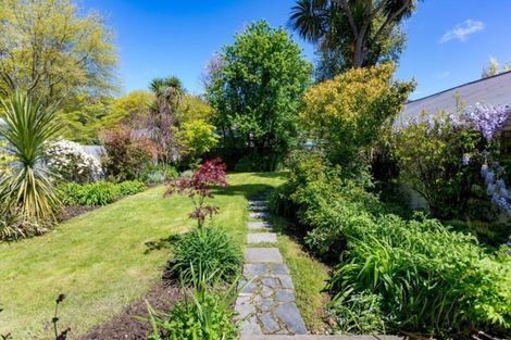 Photo of property in 22 Centaurus Road, Cashmere, Christchurch, 8022