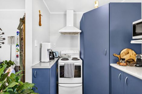 Photo of property in 1/6 Sundown Avenue, Manly, Whangaparaoa, 0930