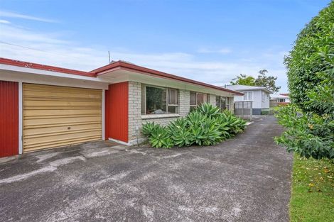Photo of property in 2/15 Hayward Road, Papatoetoe, Auckland, 2025