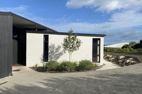 Photo of property in 218 The Ridgeway, Stoke, Nelson, 7011