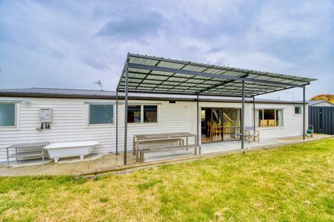 Photo of property in 1/382 Main Road North, Bay View, Napier, 4104