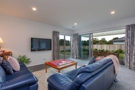 Photo of property in 67 Waipunahau Road, Waikanae, 5036