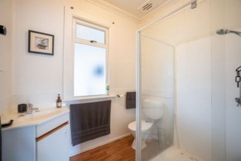 Photo of property in 27a Stewart Crescent, Hokowhitu, Palmerston North, 4410