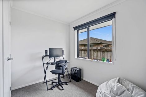 Photo of property in 42 Tamure Place, Ruakaka, 0116